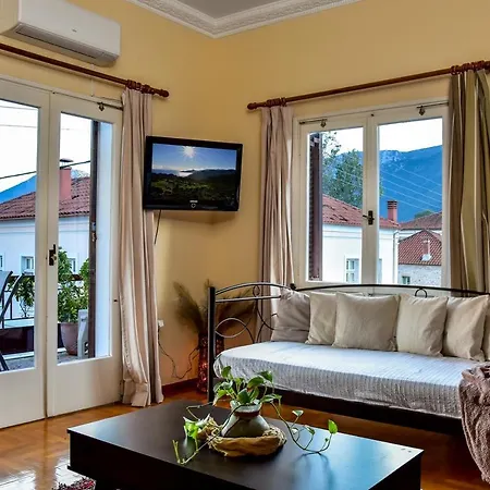 House Stella Apartment Leonidio